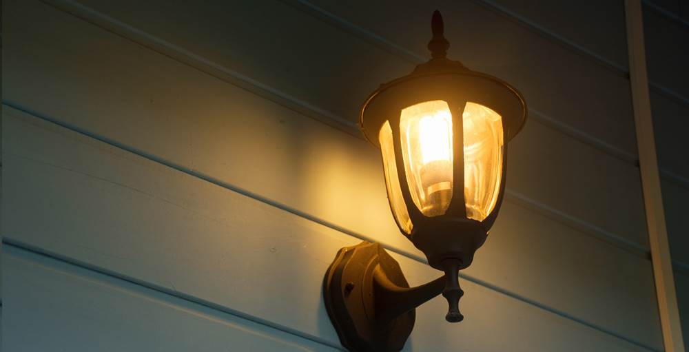 Five tips to keep your flat or house safe and secure