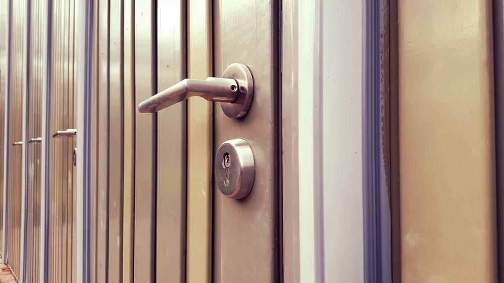 How much should I offer for a property?