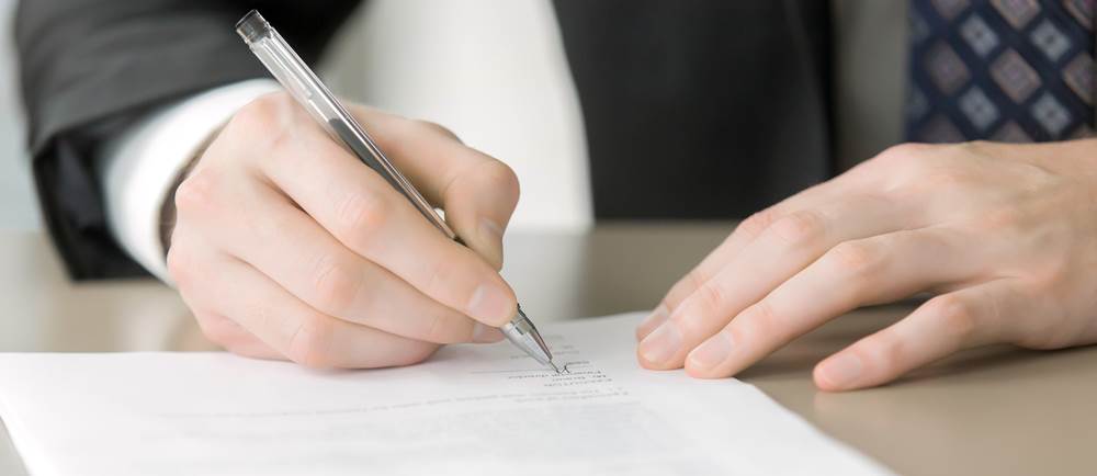 Should you get a mortgage advisor?