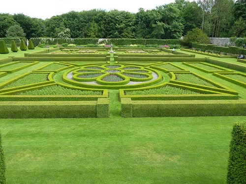 Pitmedden Garden