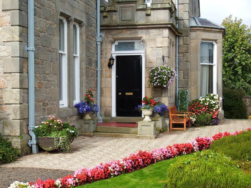 Three properties for garden-lovers