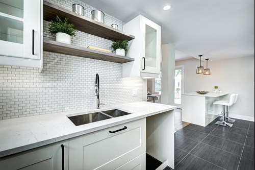 modern white glossy kitchen
