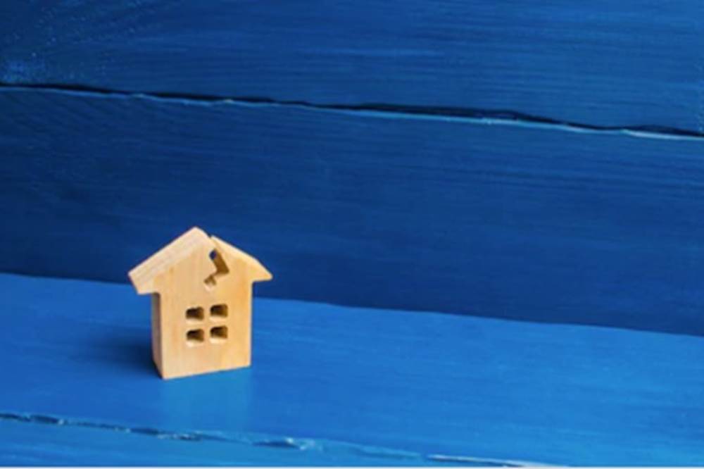 How to Spot the Signs of Subsidence in your home