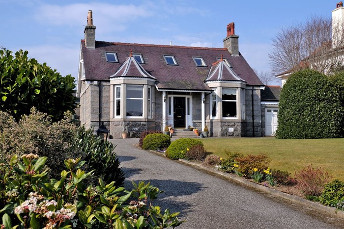 Schoolhouse, Cromley Bank, 26 Hillview Road, Cults